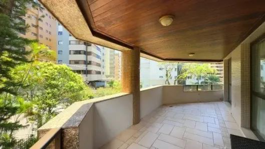 Apartamento com 4 Quartos para alugar, 207m² no Bela Vista, Porto Alegre