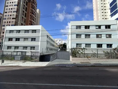 Apartamento com 3 Quartos para alugar, 77m² no Cabral, Curitiba