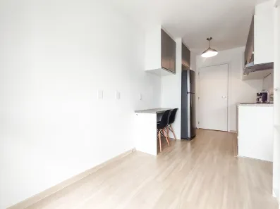 Kitnet à venda, 26m² no Liberdade, São Paulo
