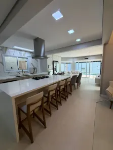 Casa de Condomínio com 2 Quartos para alugar, 200m² no Mogi Moderno, Mogi das Cruzes