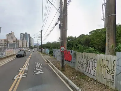 Lote/Terreno com 1 Quarto à venda, 22759m² no Córrego Grande, Florianópolis