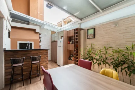 Sobrado com 4 Quartos à venda, 169m² no Cidade Industrial, Curitiba