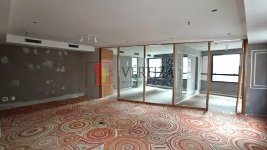 Sala Comercial à venda, 76m² no Vila Olímpia, São Paulo
