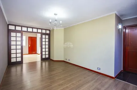 Sobrado com 4 Quartos à venda, 169m² no São Francisco, Curitiba
