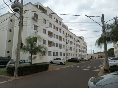 Apartamento com 2 Quartos para alugar, 55m² no Tiradentes, Campo Grande