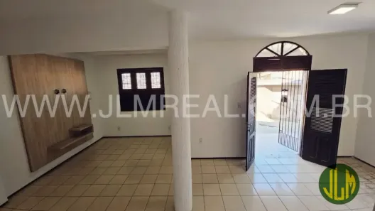 Casa com 3 Quartos à venda, 249m² no Monte Castelo, Fortaleza