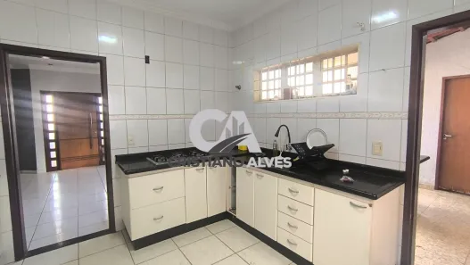 Casa com 3 Quartos à venda, 130m² no Mansões Paraíso, Aparecida de Goiânia