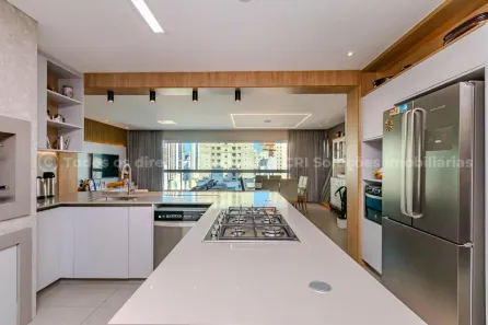 Apartamento com 3 Quartos à venda, 136m² no Centro, Balneário Camboriú