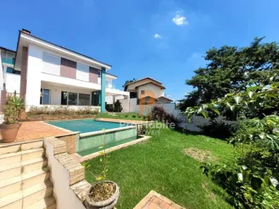 Casa de Condomínio com 3 Quartos para alugar, 276m² no Golf Park, Carapicuíba