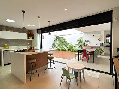 Casa com 3 Quartos à venda, 172m² no Caxingui, São Paulo