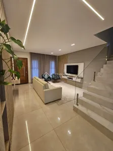 Sobrado com 3 Quartos à venda, 179m² no Boa Vista, Curitiba
