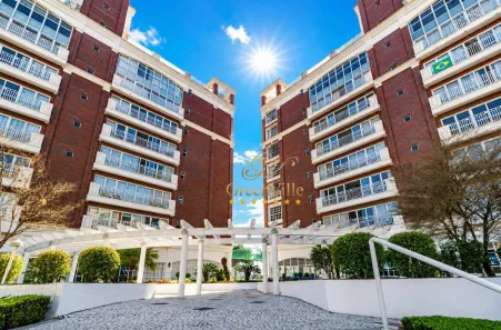 Apartamento com 3 Quartos à venda, 214m² no Hugo Lange, Curitiba
