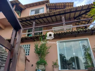 Casa com 4 Quartos à venda, 250m² no Itacoatiara, Niterói