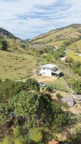 Fazenda/Sítio com 3 Quartos à venda, 1750m² no Rio Calçado, Guarapari