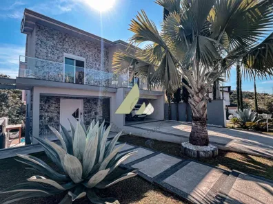 Casa de Condomínio com 3 Quartos à venda, 315m² no Parque Residencial Itapeti, Mogi das Cruzes