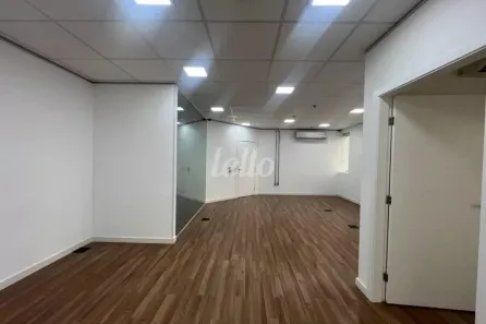 Sala Comercial para alugar, 134m² no Cerqueira César, São Paulo