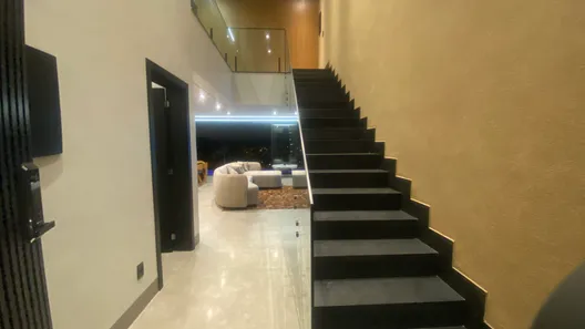 Sobrado com 4 Quartos à venda, 300m² no Jardins Barcelona, Senador Canedo