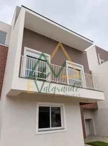 Sobrado com 3 Quartos à venda, 133m² no Campo Comprido, Curitiba