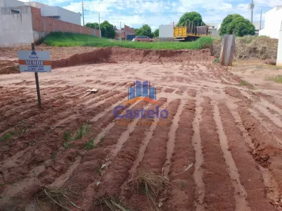 Lote/Terreno à venda, 220m² no Parque Residencial Metropolitano, Umuarama