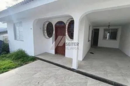 Casa com 3 Quartos para alugar, 136m² no Trindade, Florianópolis
