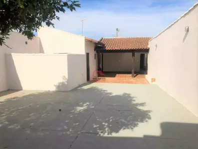 Casa com 4 Quartos à venda, 208m² no Universitário, Uberaba