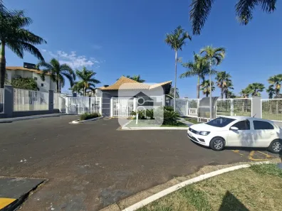 Apartamento com 2 Quartos para alugar, 57m² no Laranjeiras, Uberlândia