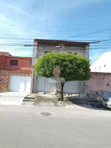 Casa com 3 Quartos à venda, 250m² no Jangurussu, Fortaleza