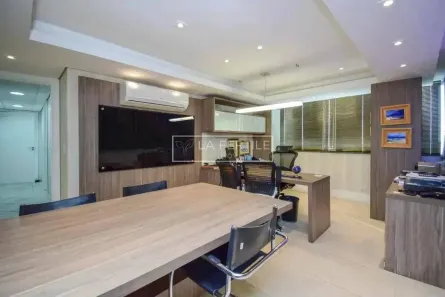 Sala Comercial à venda, 269m² no Centro, Curitiba