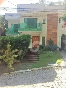 Casa de Condomínio com 3 Quartos à venda, 220m² no Engenho do Mato, Niterói