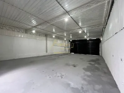 Galpão/Depósito/Armazém para alugar, 180m² no Jardim Esmeralda, São Paulo