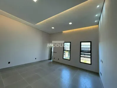 Casa com 3 Quartos à venda, 85m² no Novo Mundo, Uberlândia