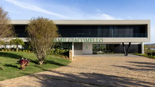 Sobrado com 7 Quartos à venda, 1960m² no , Joanópolis
