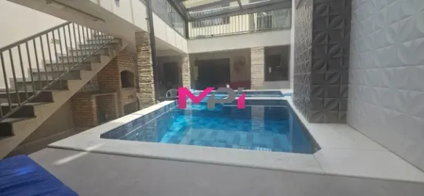 Sobrado com 3 Quartos à venda, 250m² no Jardim Pacaembu, Jundiaí