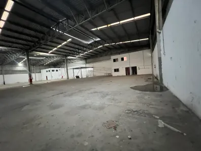Galpão/Depósito/Armazém para venda ou aluguel, 1700m² no Tabuleiro do Martins, Maceió