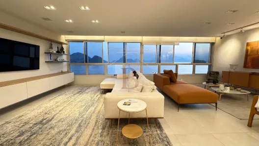 Apartamento com 4 Quartos à venda, 250m² no Icaraí, Niterói