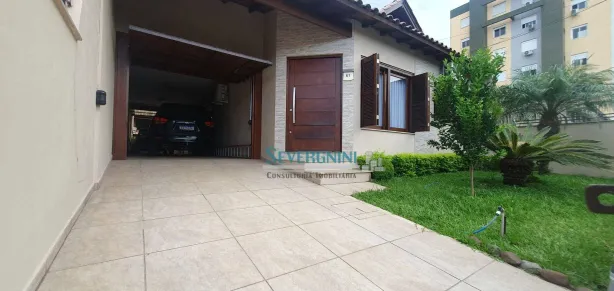 Casa com 5 Quartos à venda, 224m² no Vila Mauá, Cachoeirinha