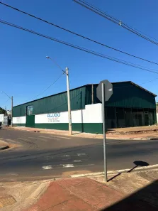 Galpão/Depósito/Armazém com 3 Quartos para alugar, 800m² no Vila Elisa, Ribeirão Preto