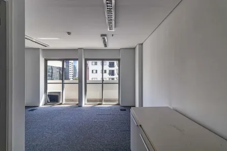 Ponto Comercial para alugar, 32m² no Vila Olímpia, São Paulo