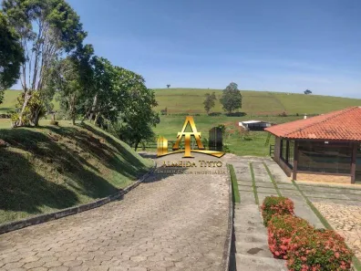 Fazenda/Sítio com 3 Quartos à venda, 100m² no Zona Rural, Cachoeira Paulista