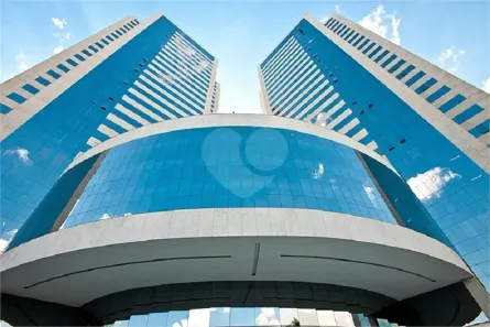 Sala Comercial para venda ou aluguel, 1220m² no Tamboré, Barueri