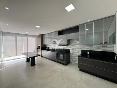 Casa de Condomínio com 3 Quartos para alugar, 170m² no Residencial Portal do Lago, Sumaré