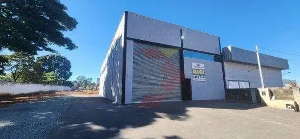 Galpão/Depósito/Armazém para venda ou aluguel, 350m² no Vila Santa, Aparecida de Goiânia