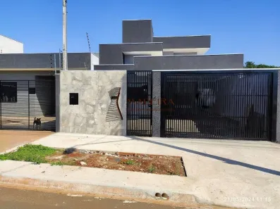 Casa com 3 Quartos à venda, 157m² no Parque Industrial 200, Maringá