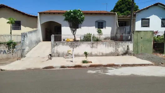 Casa com 3 Quartos à venda, 110m² no Sebastião de Melo César, Londrina