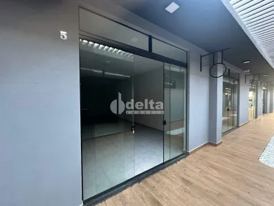 Ponto Comercial para alugar, 130m² no Morada Nova, Uberlândia