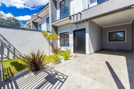 Sobrado com 2 Quartos à venda, 104m² no Capela Velha, Araucária