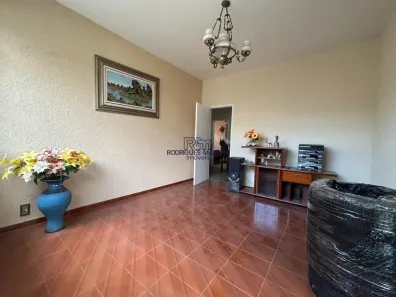 Casa com 3 Quartos à venda, 120m² no Caiçaras, Belo Horizonte