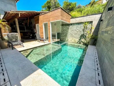 Casa com 5 Quartos à venda, 280m² no Maravista, Niterói