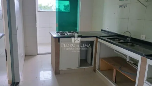 Sobrado com 3 Quartos à venda, 99m² no Vila Domitila, São Paulo