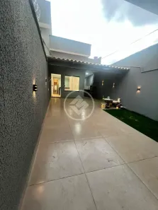 Casa com 3 Quartos à venda, 200m² no Parque Oeste Industrial, Goiânia